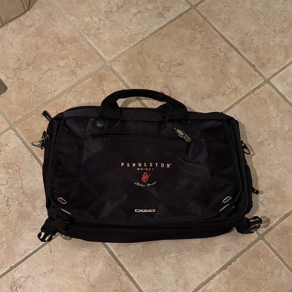 Ogio Pendleton whisky Black and Red Men's laptop bag - Picture 2 of 8